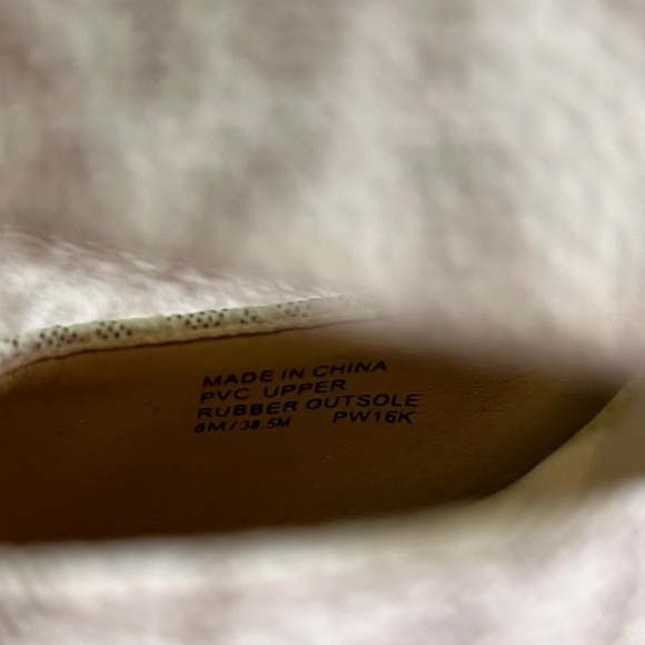 Michael Kors Cream Wedges with Gold Accents - Picture 6 of 7